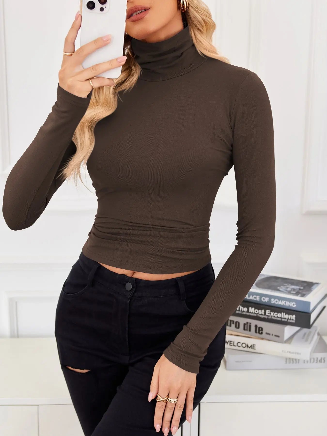 VRCÔMFY Turtleneck Top: Slim, Form-Fitting for Effortless Chic VRCÔMFY