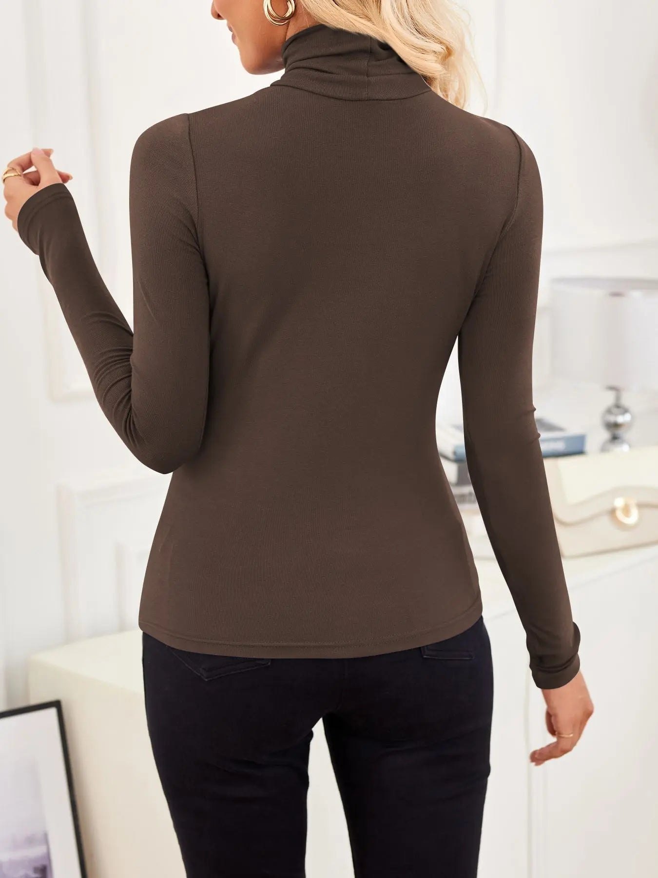 VRCÔMFY Turtleneck Top: Slim, Form-Fitting for Effortless Chic VRCÔMFY